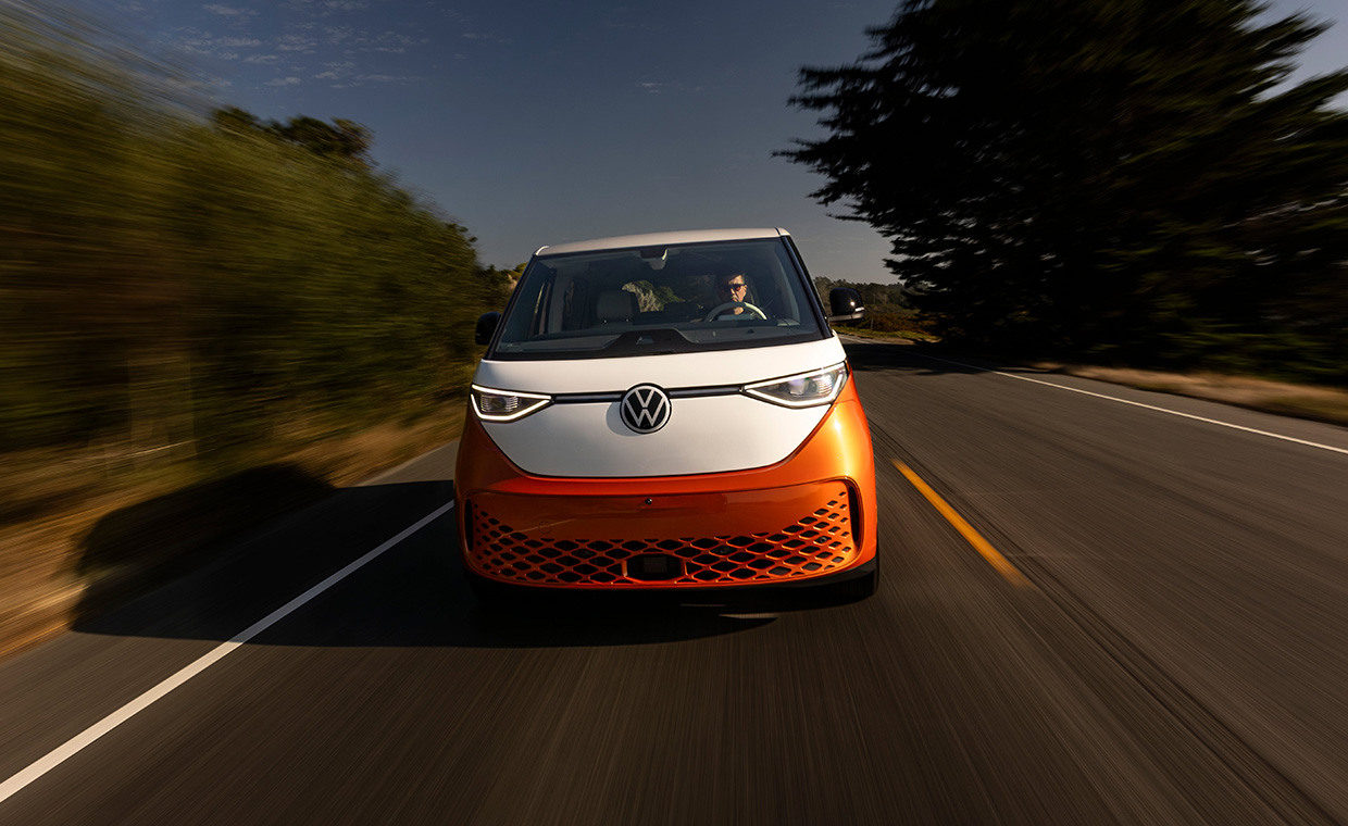 アイコンは電動で再解釈される フォルクスワーゲン「ID.Buzz LWB