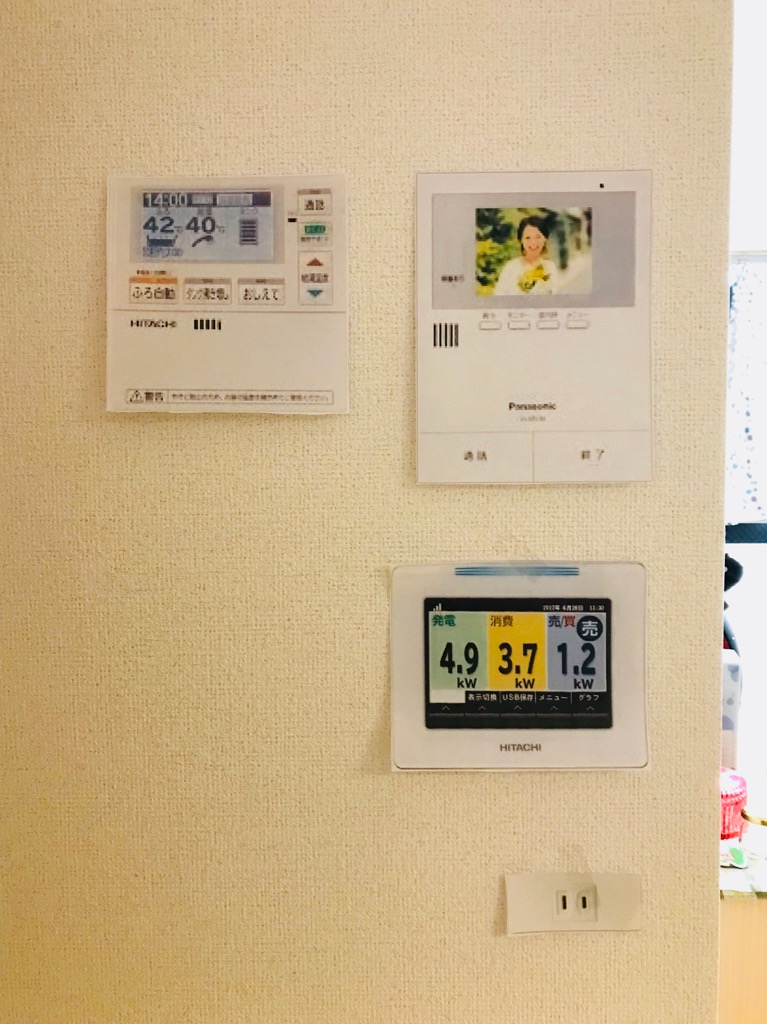 実際に設置するリモコン類を原寸大にプリントアウトしシミュレーション