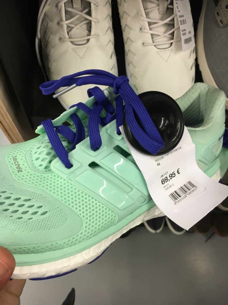 【ドイツ・フランクフルト】ヨーロッパのオンラインファッション最大手のアウトレットへ！ travel memo