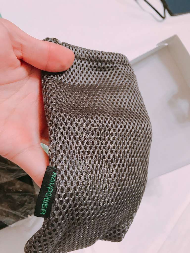 ravpower20100mAhモバイルバッテリー付属品メッシュ袋