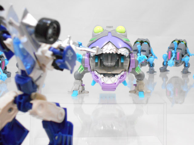 トランスフォーマー タイタンズリターン　シャークティコン　グノー トランスフォーマー タイタンズリターン シャークティコン ノー