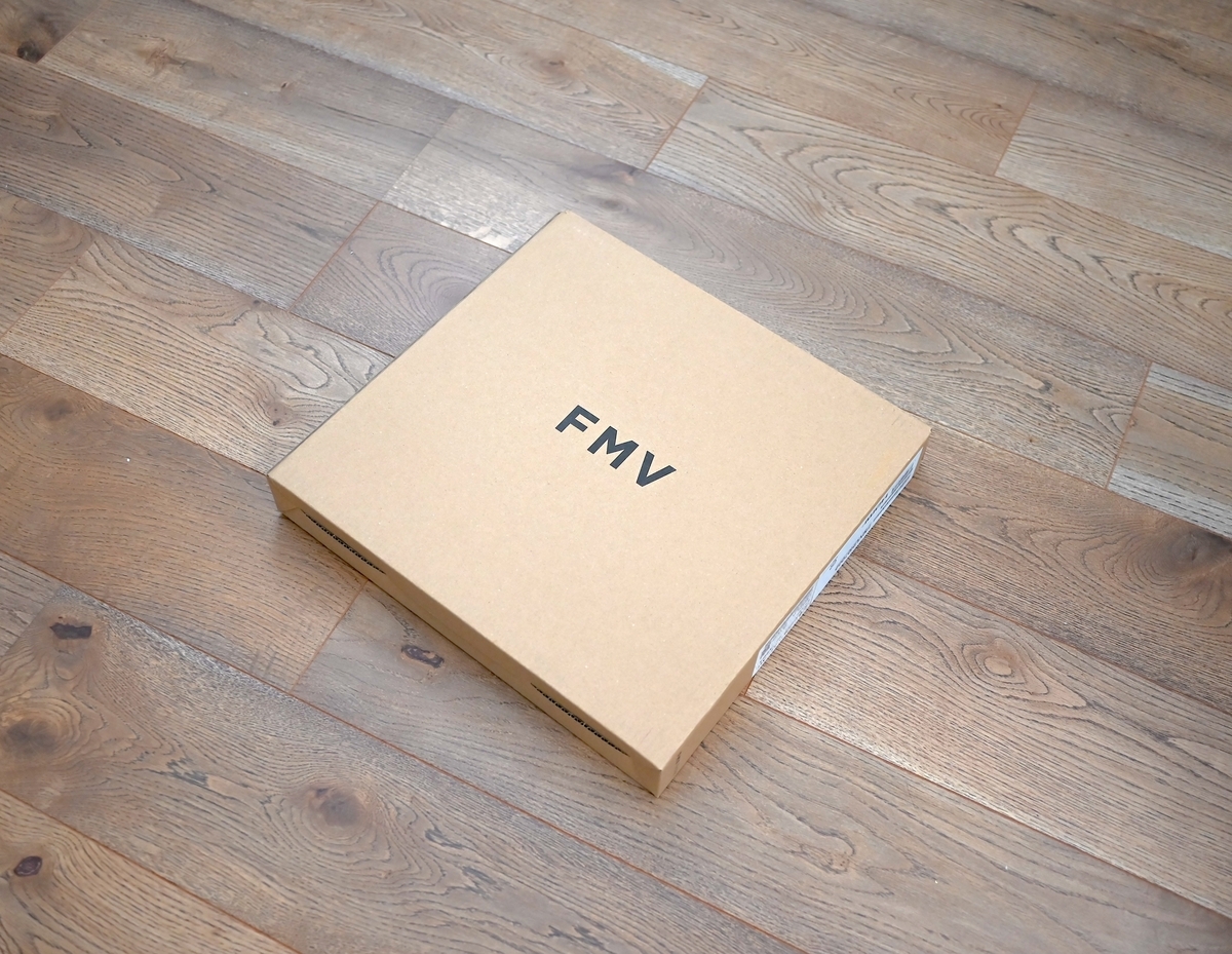 世界最軽量らしいFMV WU5-K3 FMV Zeroが届いたのでレビュー - 個人開発 