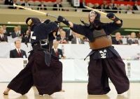 二刀流剣士が半世紀ぶり全日本大会出場、初めて一勝挙げる - INVISIBLE Dojo. ーQUIET & COLORFUL PLACE-