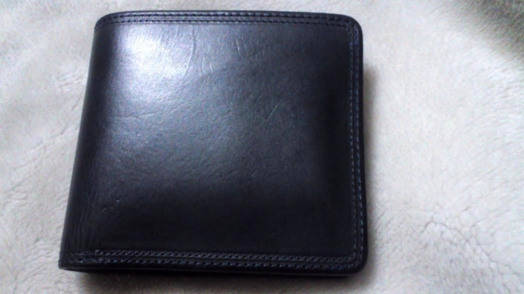 corbo. slateの二つ折財布