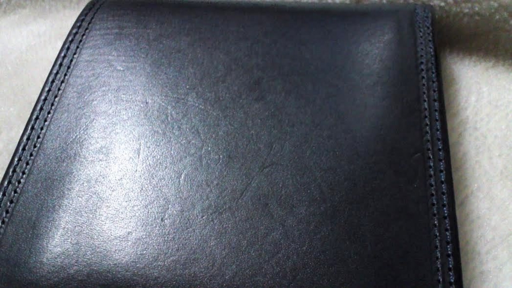 corbo. slateの二つ折財布