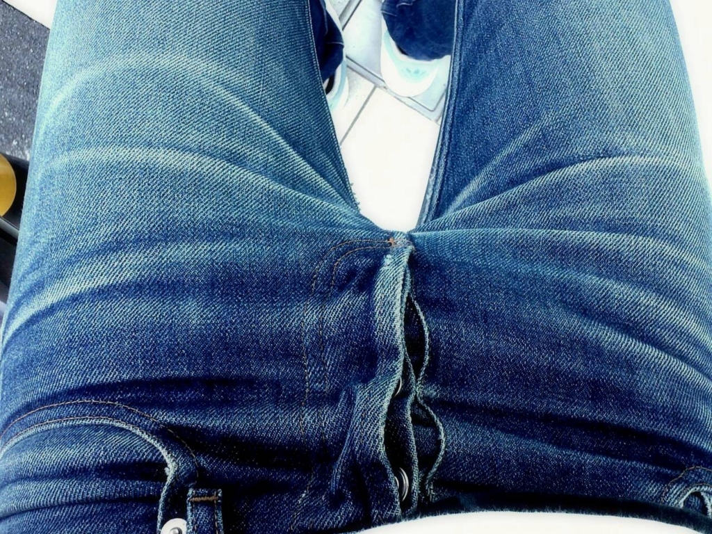 1年半穿きこんだA.P.C.のプチニュースタンダード