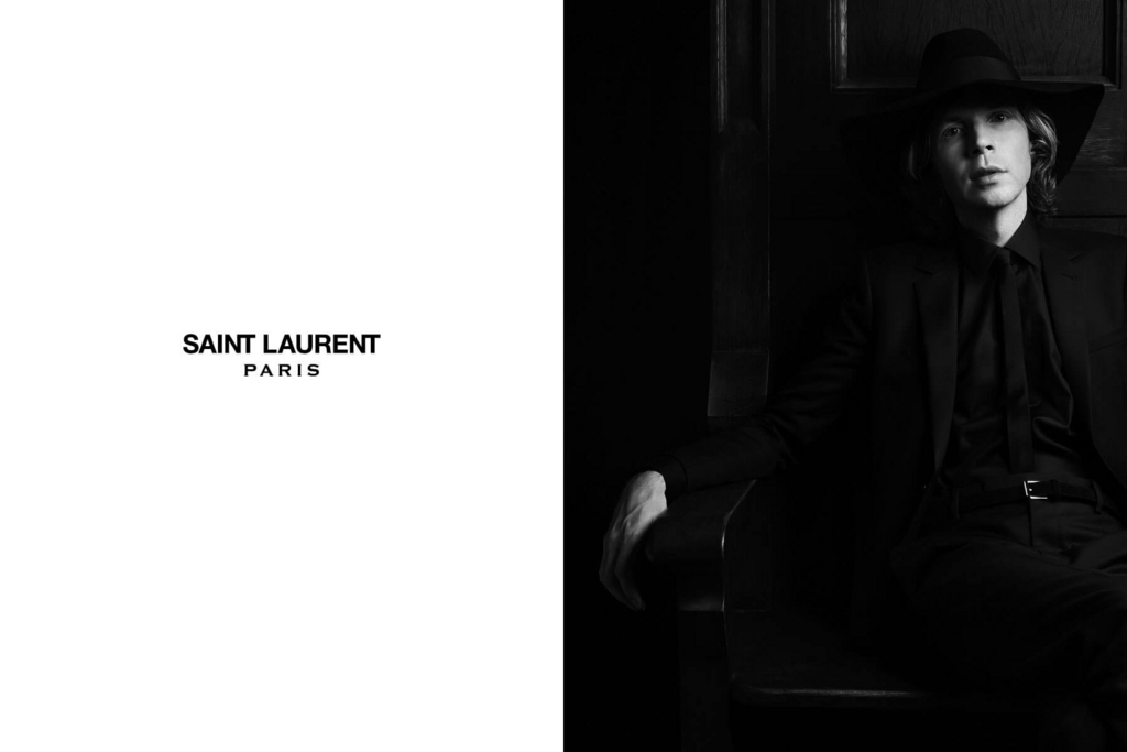 beckが務めるsaint laurent parisのモデル