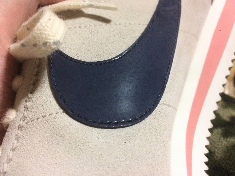 光沢を失ったパテントレザー