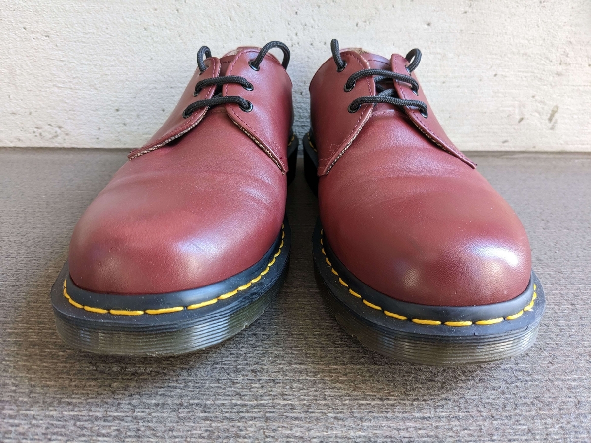 Dr. Martensの3ホール