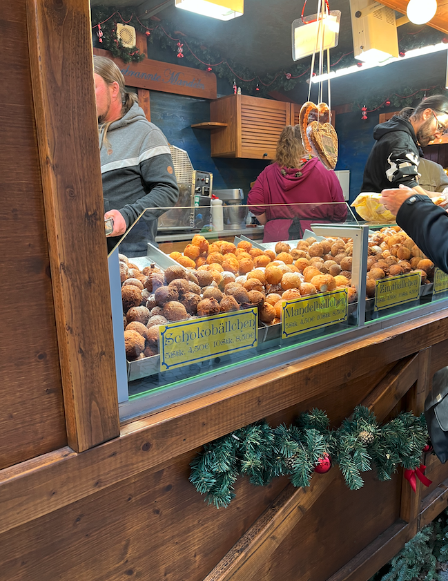 ドイツのクリスマスマーケットで食べたもの - ドイツ生活とドイツ語