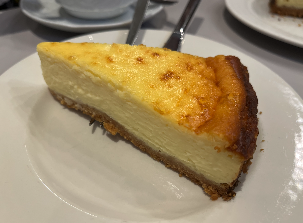バスクチーズケーキ