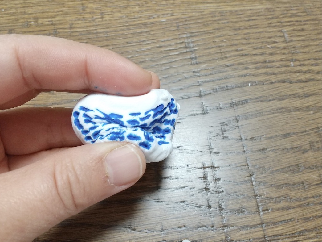 ダイソー粘土 ふわっと軽いねんど を色付けして遊ぶ方法 水性ペン編 Gu Gu Life