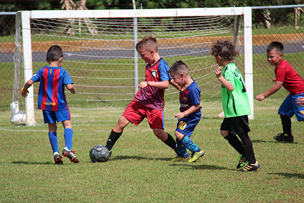 グアムのサッカー少年少女 リーグ戦最終節のビッグイベント グアムブログ新聞