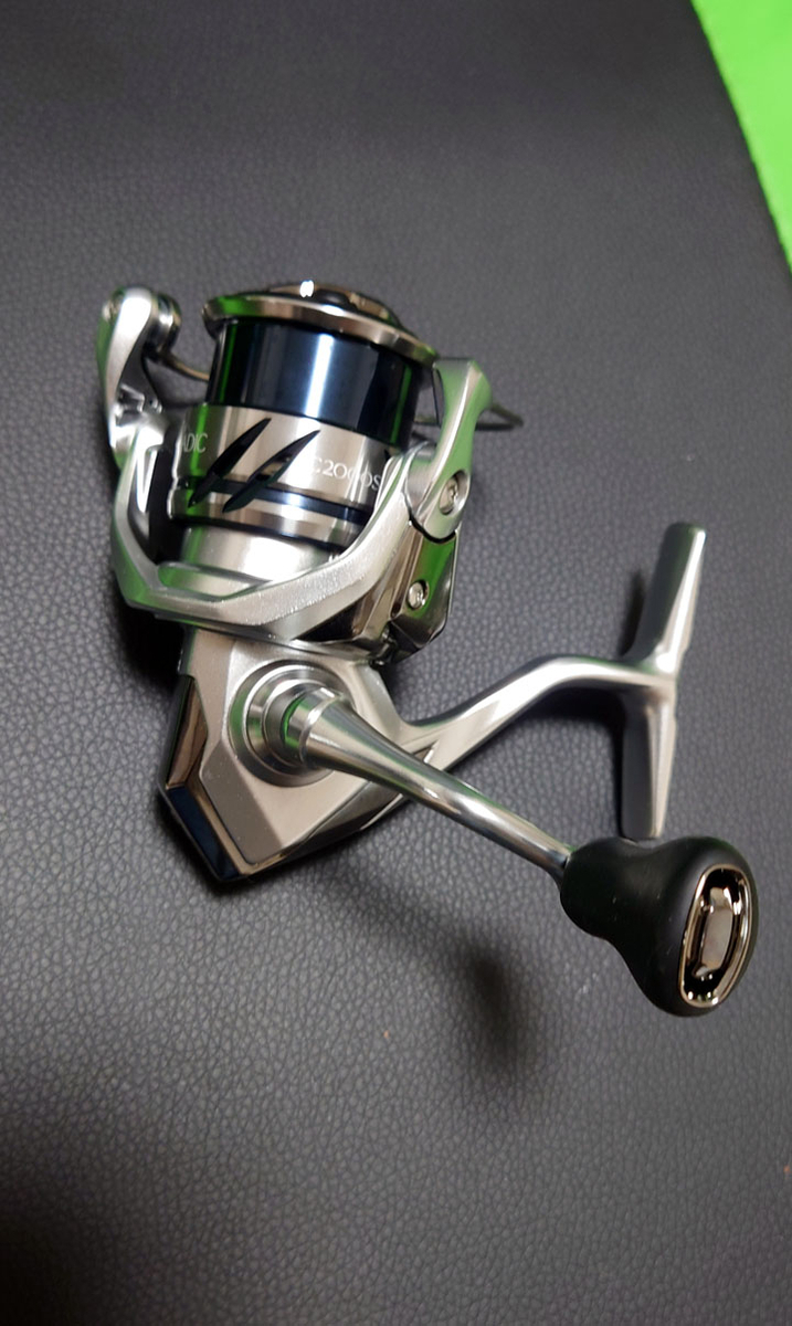 ライトソルト用リール、ストラディックC2000S購入しました - 進め