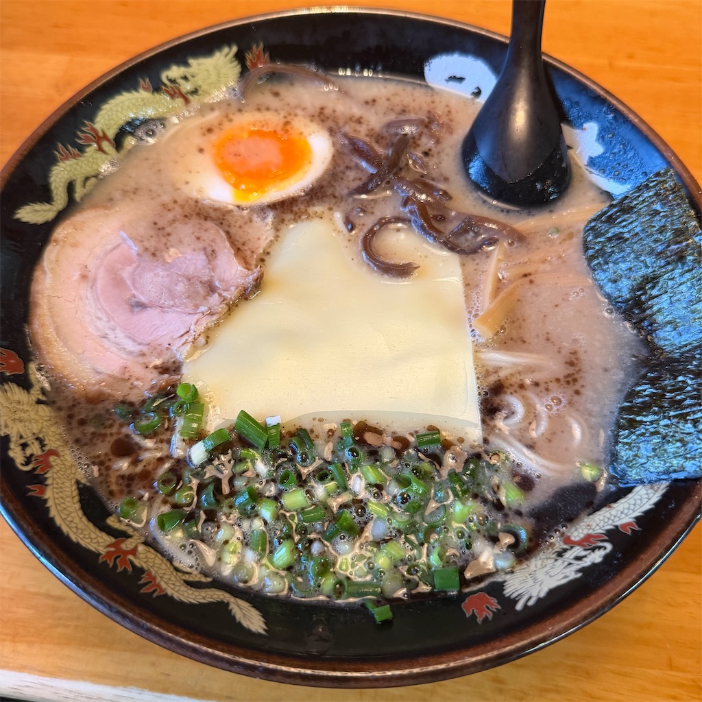 とんこつ らーめん 黒 竜