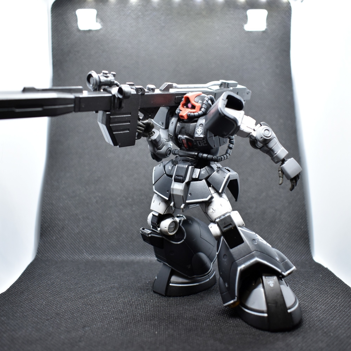 ガンプラを撮影ボックスで撮影