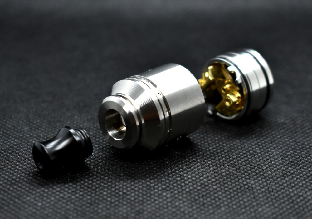VapeFly Holic MTL RDAアトマイザー