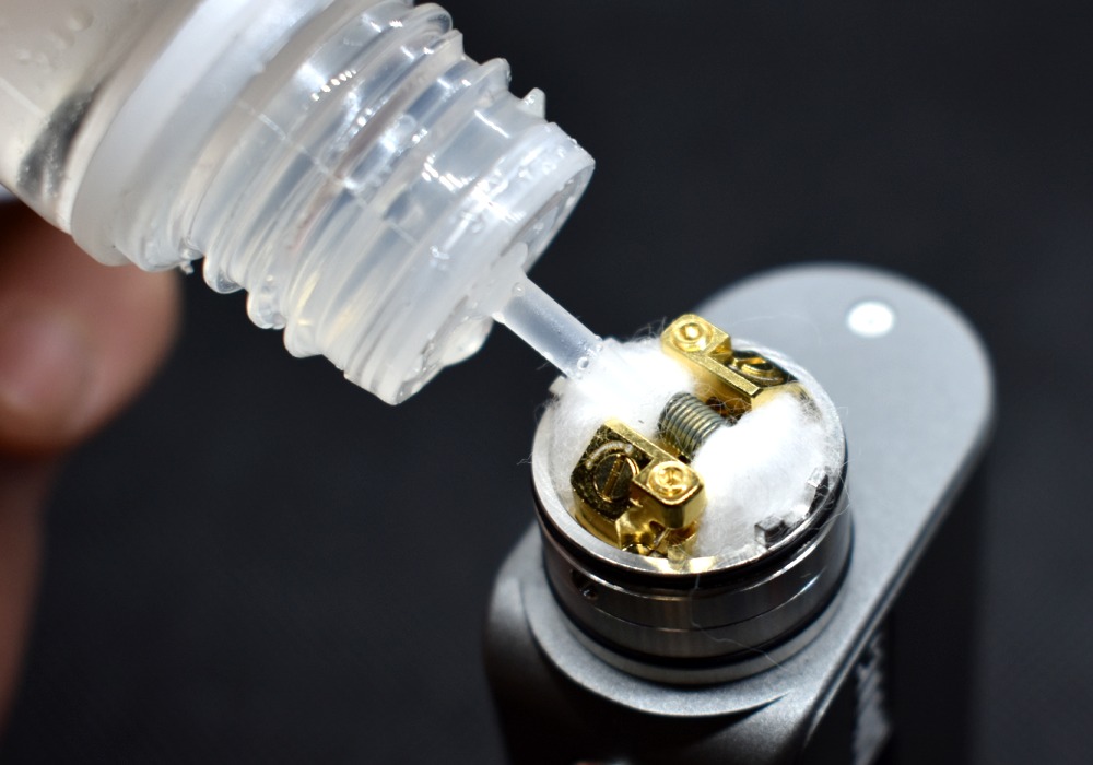 VapeFly Holic MTL RDAリキッド