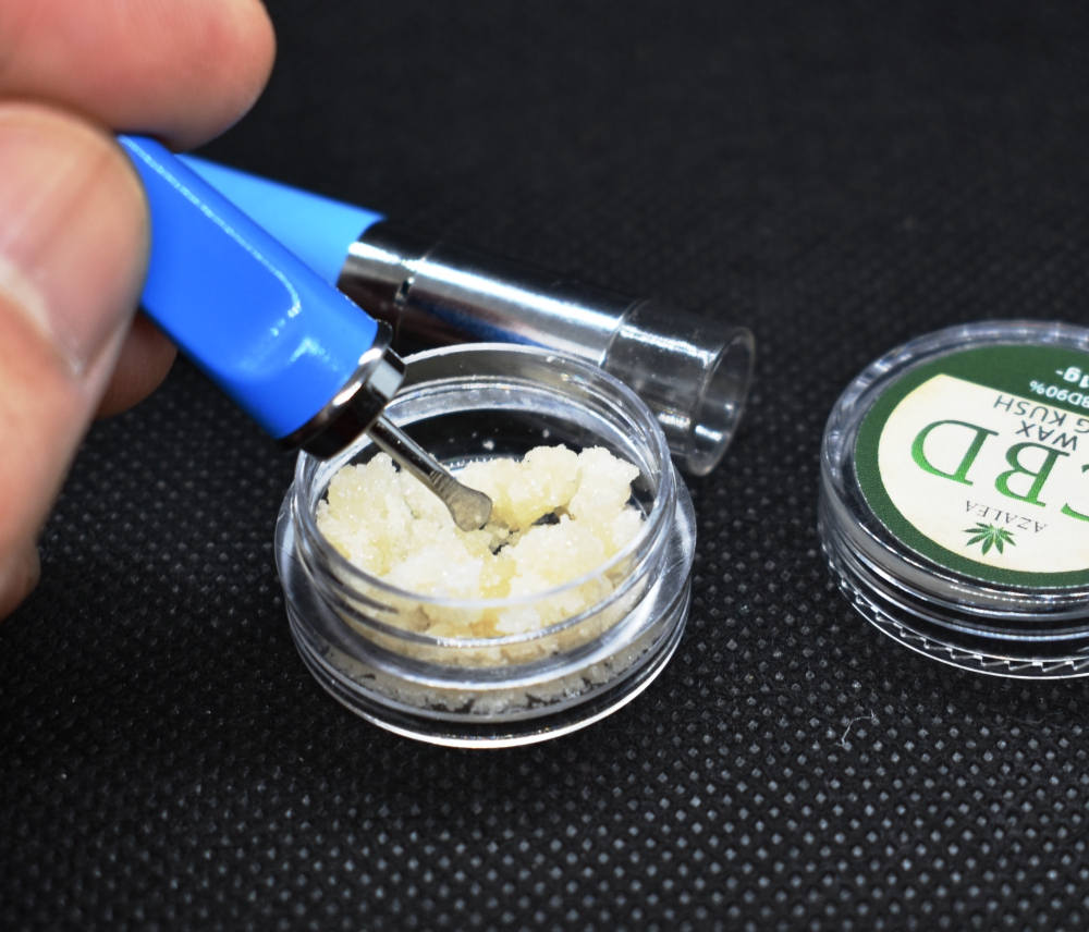 AZALEA高濃度CBD WAX 90%,airis Quaserヴェポライザー