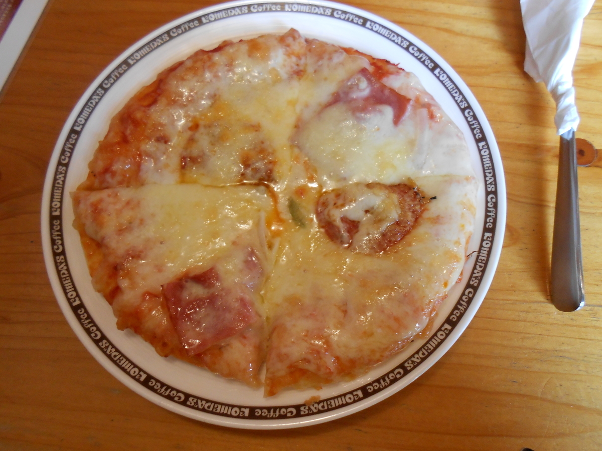 コメダ特性ピザ
