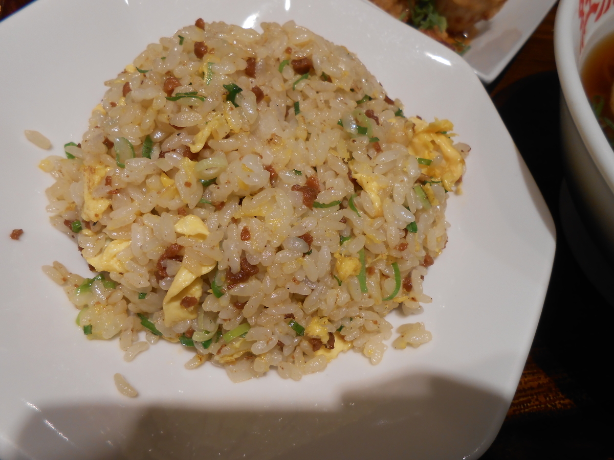 チャーハン 紅虎餃子房