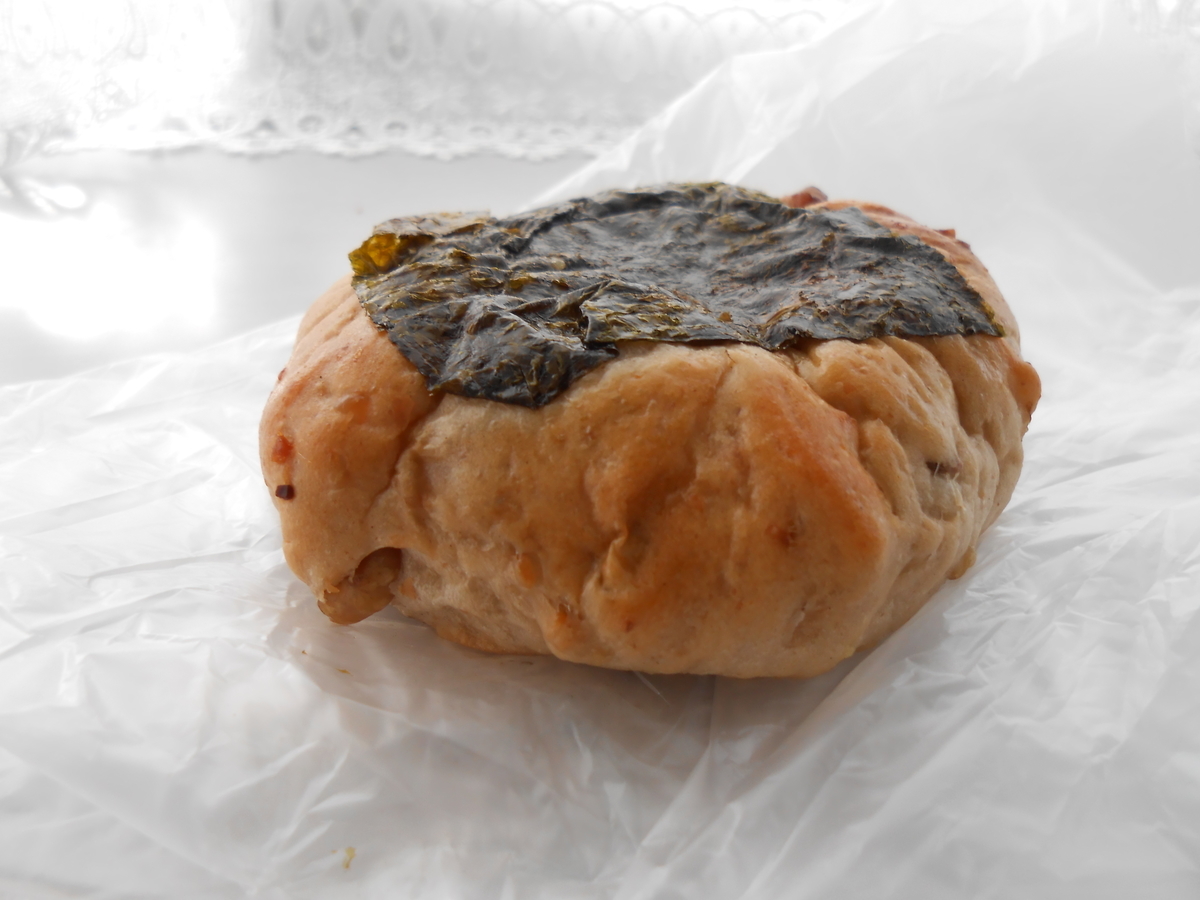 くるみとのり餅パン 側面