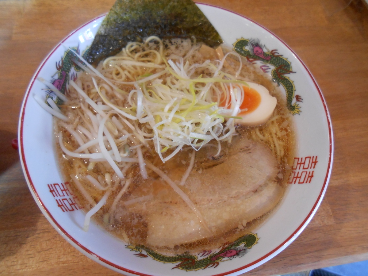 昔ながらの屋台風中華そば