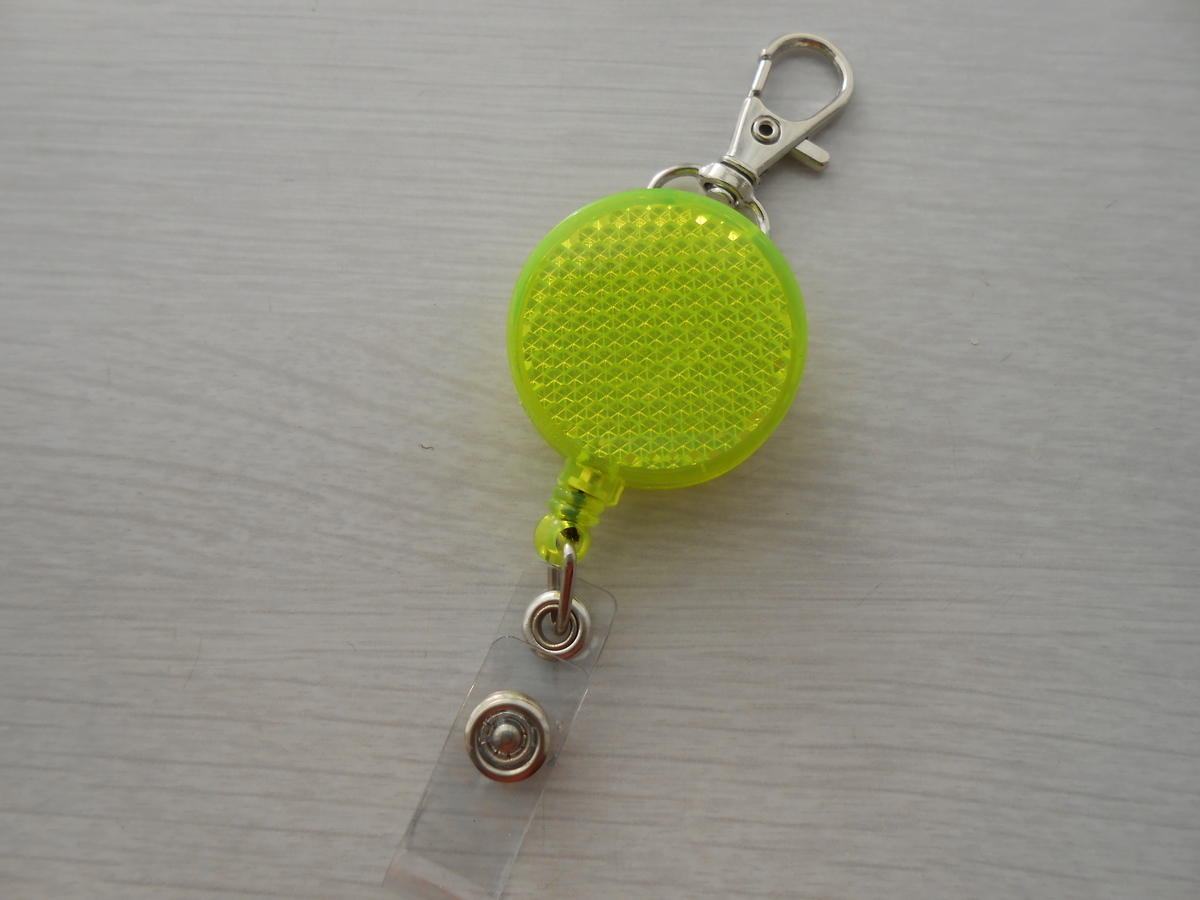 高砂のダイソーで「反射板付きプルリール」（キーホルダー）を買いました 兵庫イクサ