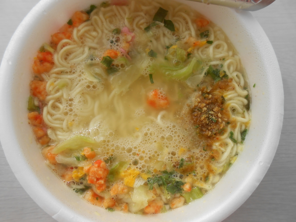 トライアルで サッポロ一番 塩らーめんどんぶり 富山 白エビだし仕立て を買って食べた感想 兵庫イクサ