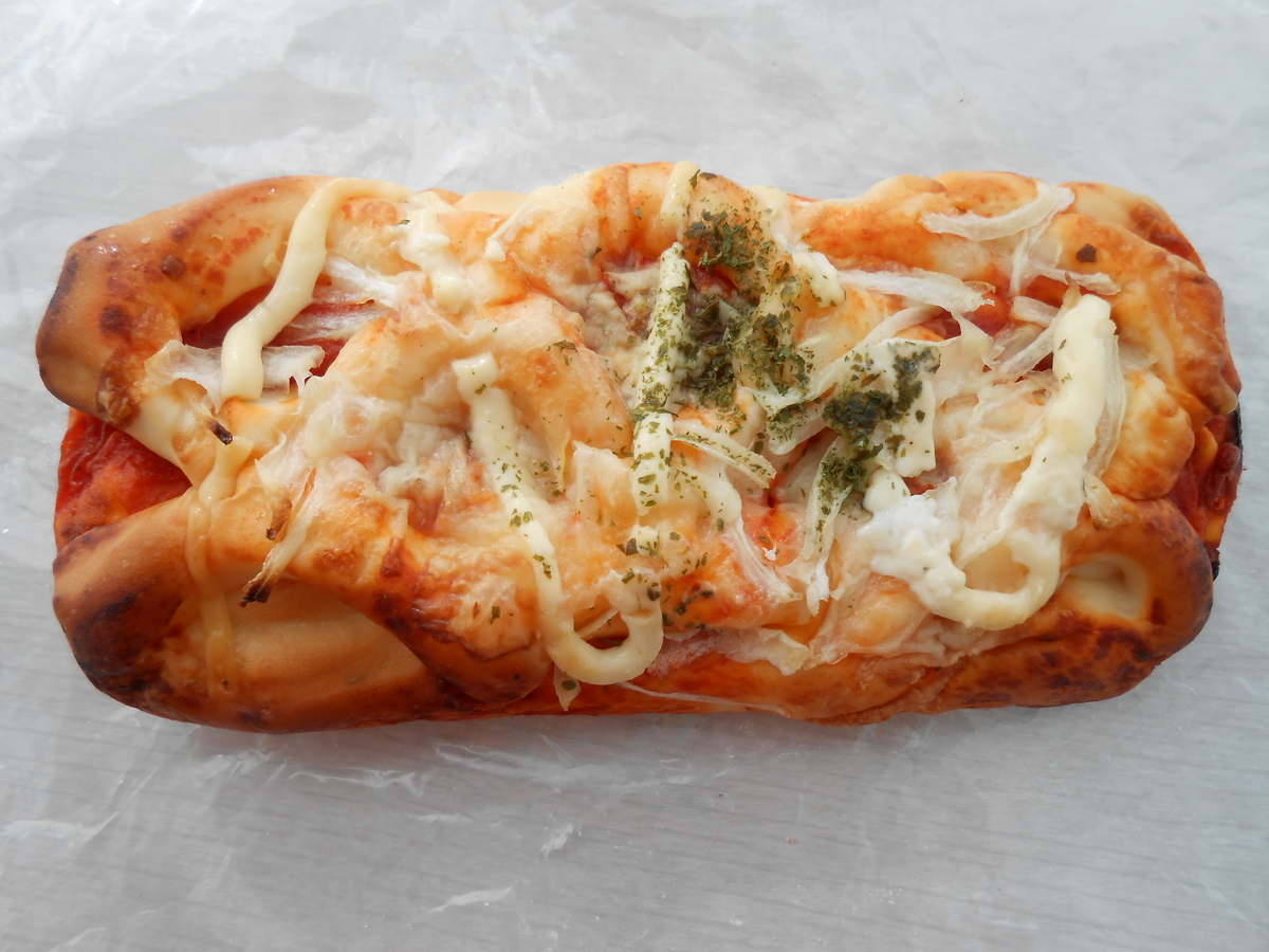 完熟トマトのチーズピザパン ミニストップ 開封後