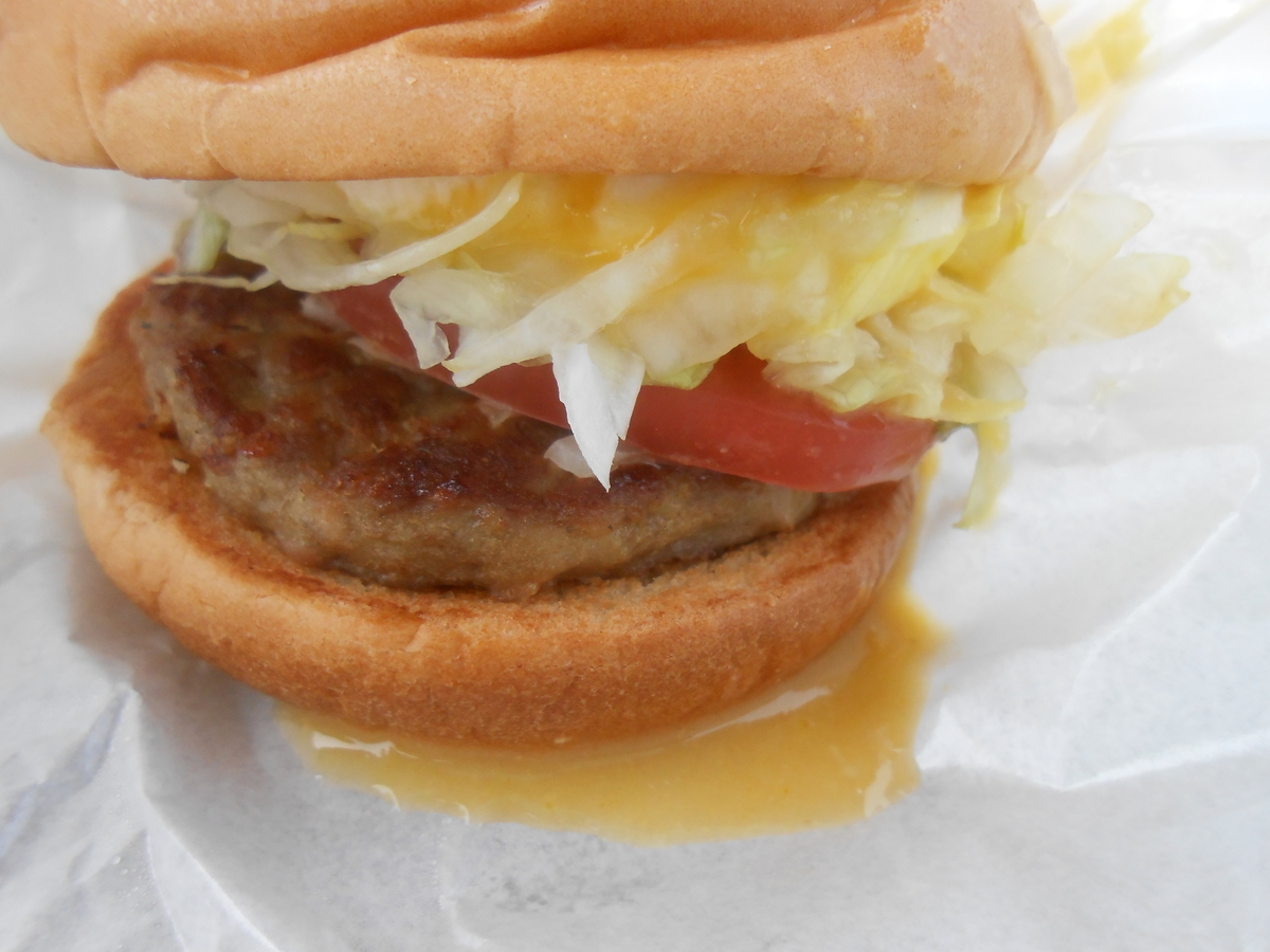クリームチーズベジ 北海道産コーンのソース モスバーガー 側面