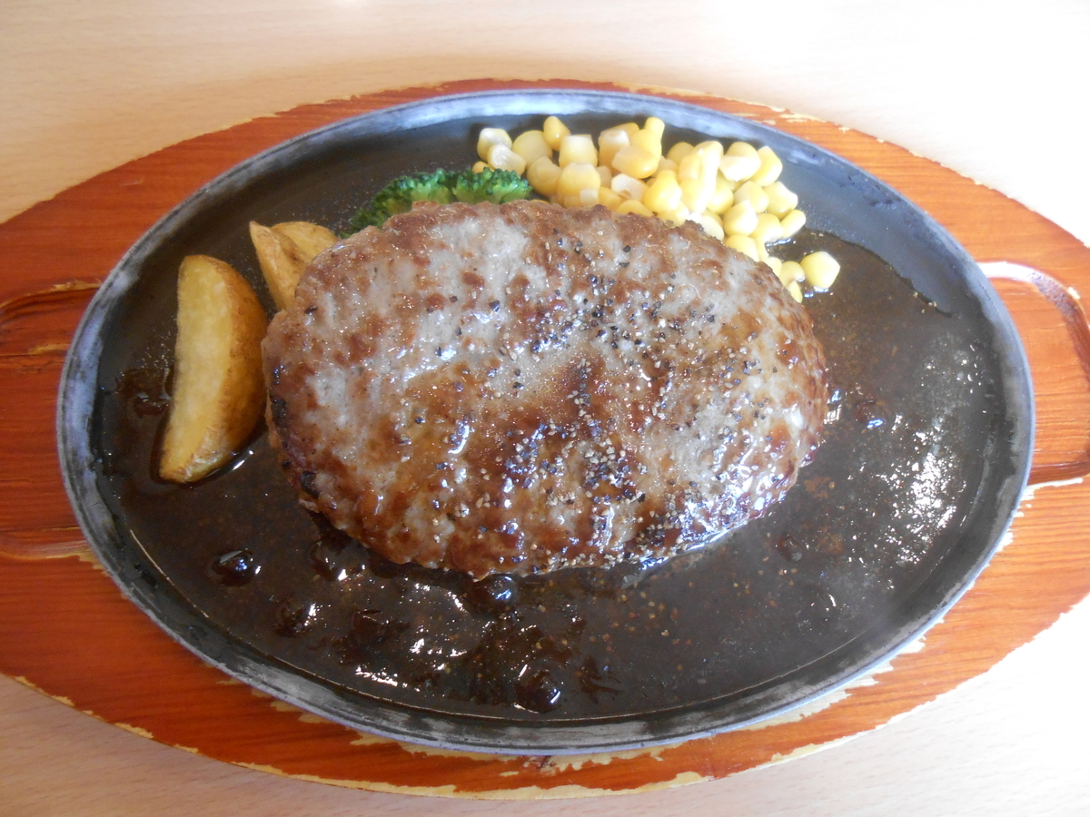 ペッパーハンバーグ ジョイフル