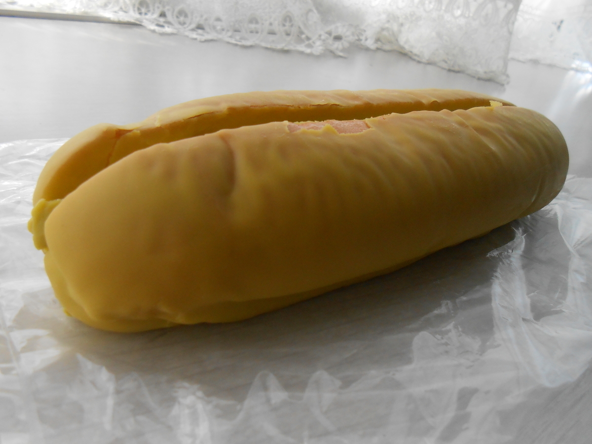 第一パン マスカットチョコラ 側面
