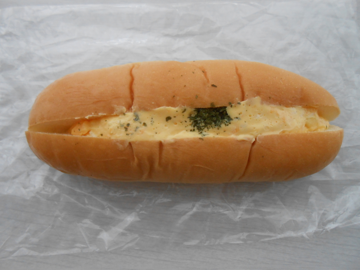 ファミリーマート たまごドッグ 開封後
