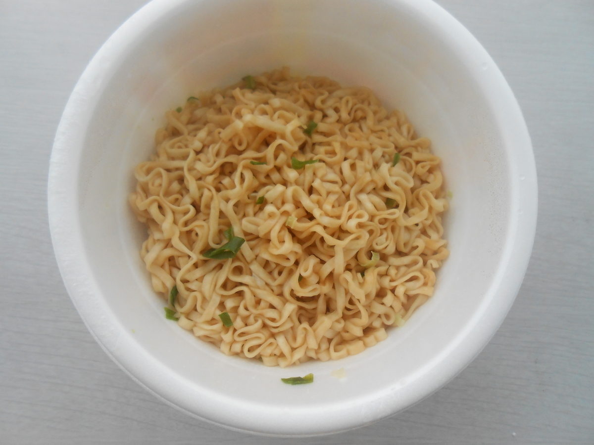 日清食品 チキンラーメンの油そば 調理後