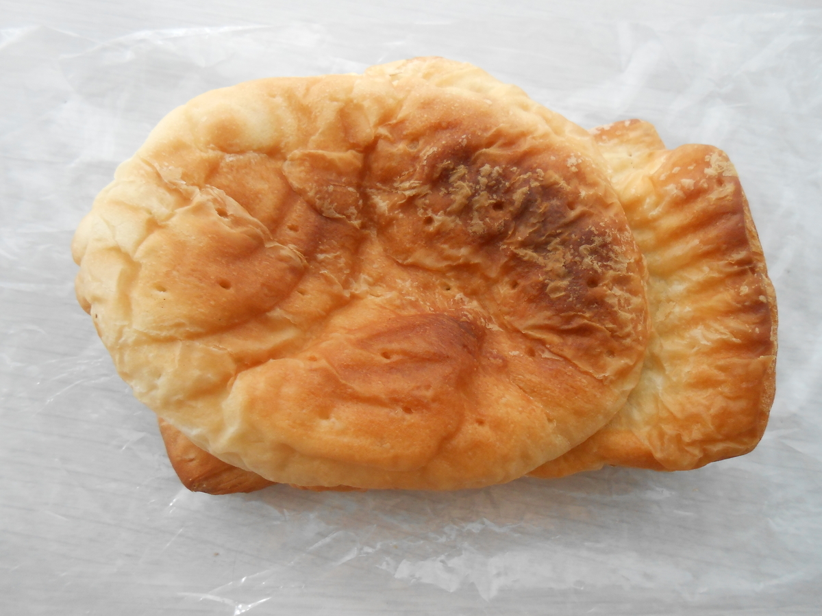 たっぷりつぶあんのたい焼きみたいなデニッシュ ファミマ 開封後