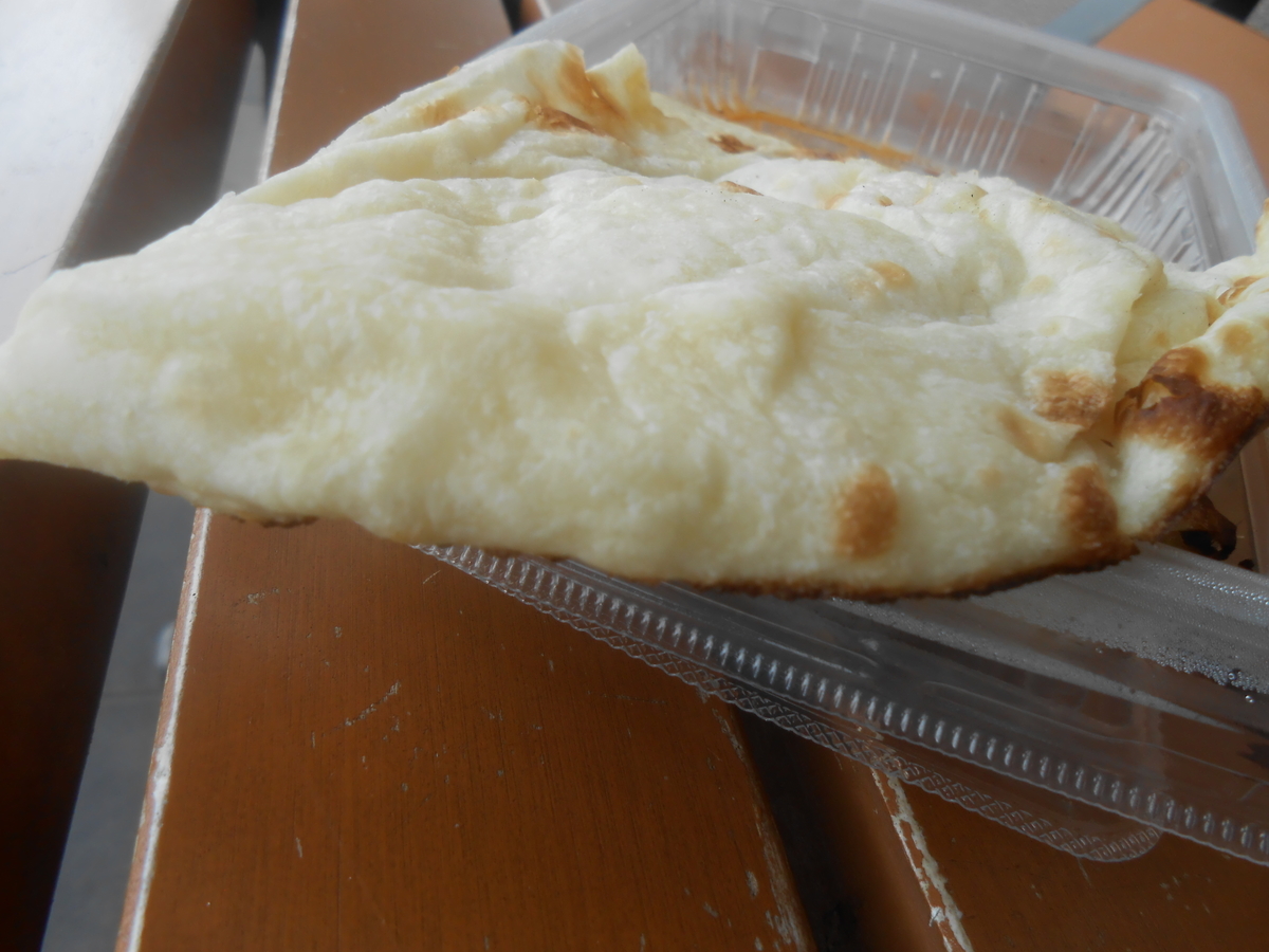 グローバルカレーハウス チキンカレー ナン