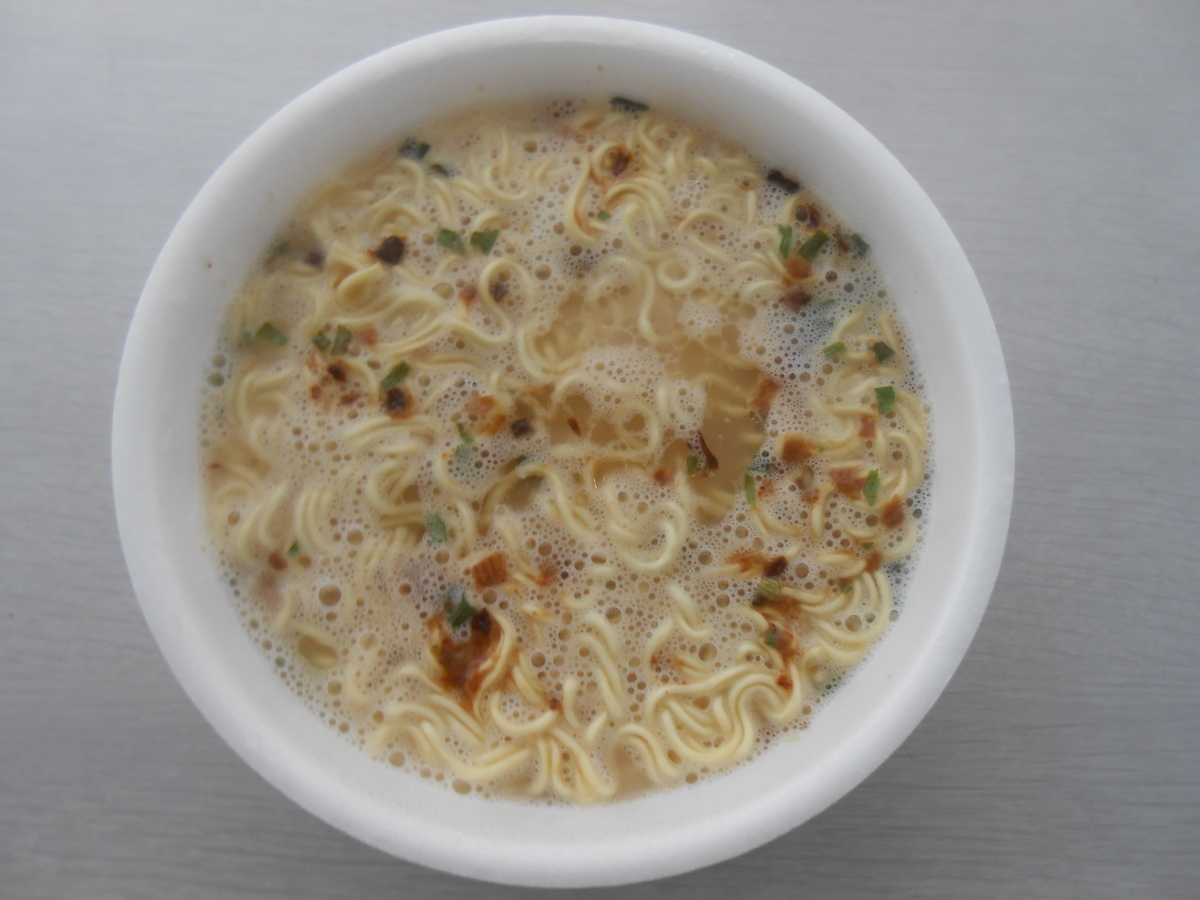 マルタイ 焦がしねぎ入りとんこつ鹿児島ラーメン 調理後