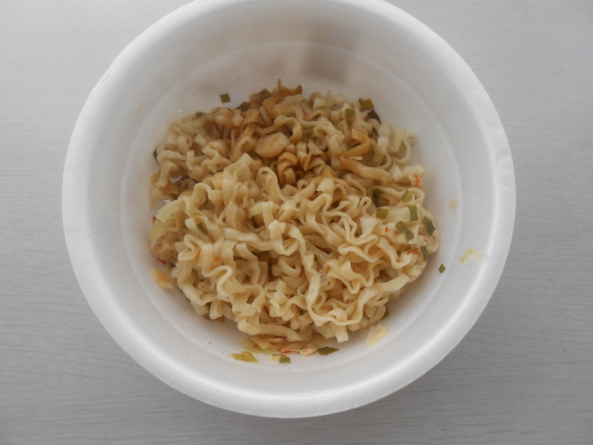 寿がきや くじら食堂 油そば（カップ麺） 調理後