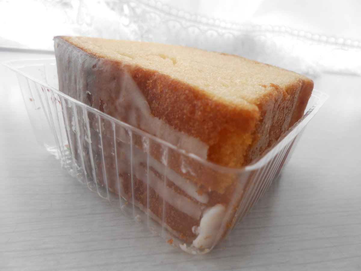 オイシス 淡路島牛乳パウンドケーキ 側面