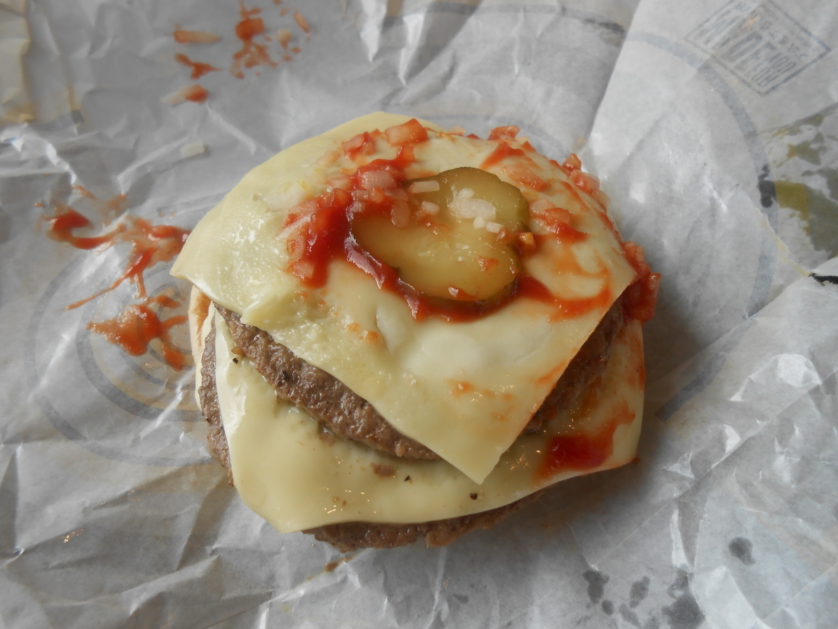 マクドナルド 濃厚白ダブチ 中身