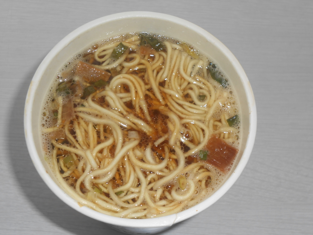 麺尊RAGE 軍鶏だし中華そば(カップ麺) 調理後