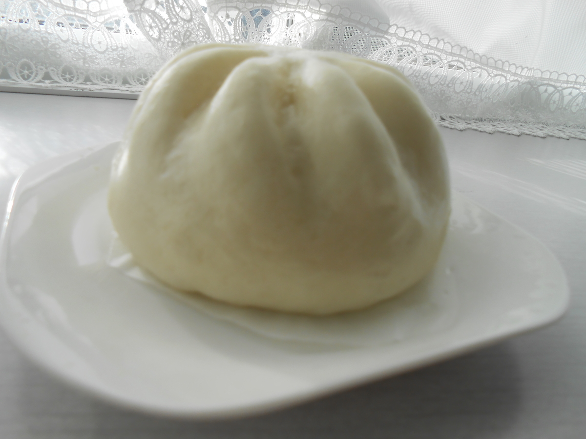蓬莱本館 デラックス豚まん 側面