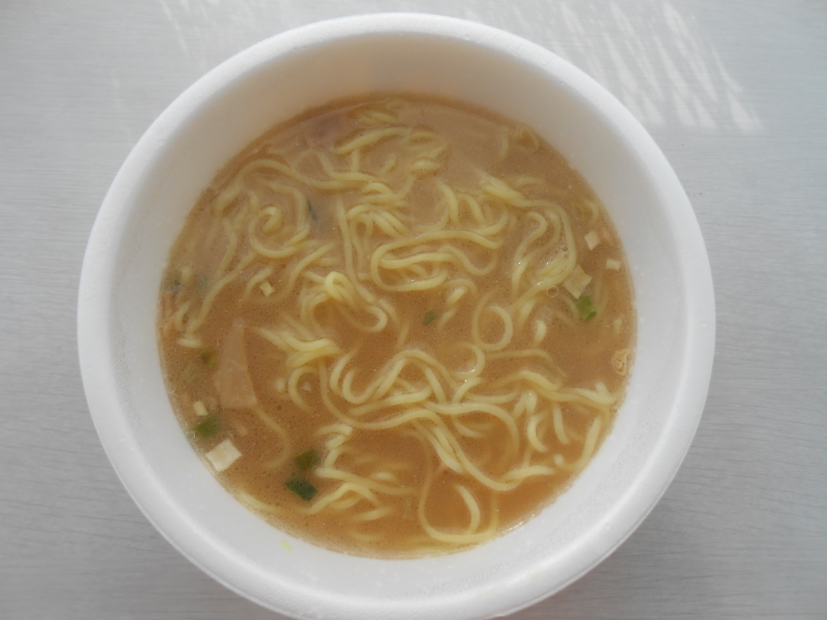 名店の味 天下一品 京都濃厚鶏白湯(カップ麺) 調理後