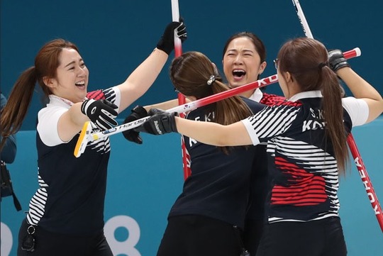 カーリング日本女子敗北 でもルックスで負けてたという韓国の自虐