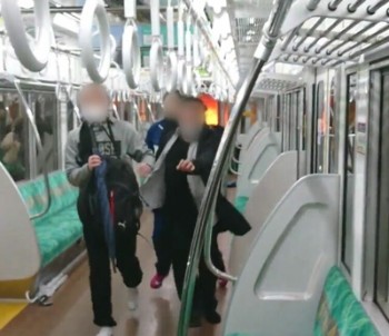 京王線ジョーカー事件、男が先に逃げる動画に外人驚く。 - ノーネクタイのMy Way