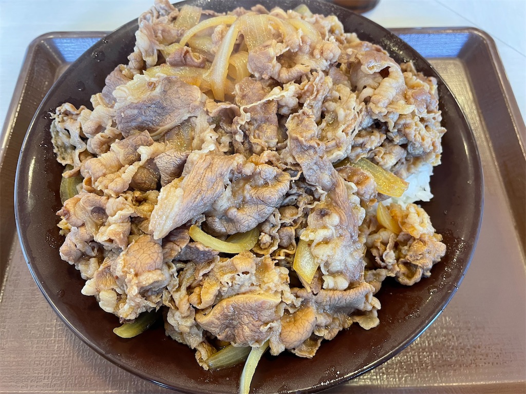 キング牛丼 2025年『すき家』キング牛丼の値段、カロリー、グラム、価格など