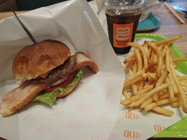 f:id:gussan-belle:20230812080958j:image f:id:gussan-belle:20230812080958j:image