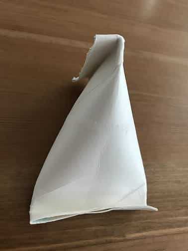 逆の端を折る