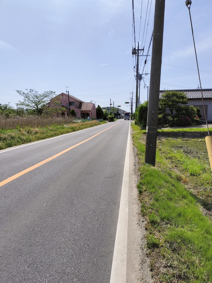 大きいトラックの交通量が多い房総横断道路